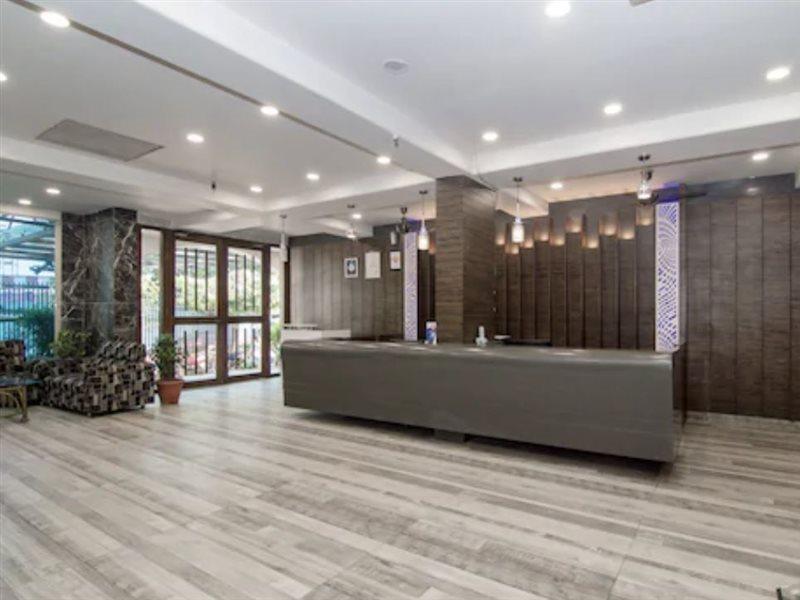 Hotel Syona Residency à Lucknow Extérieur photo