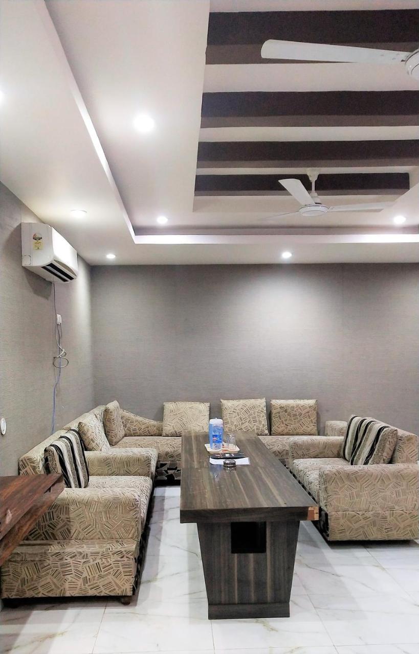 Hotel Syona Residency à Lucknow Extérieur photo